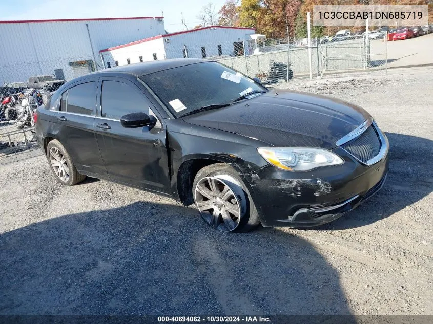 2013 Chrysler 200 Lx VIN: 1C3CCBAB1DN685719 Lot: 40694062