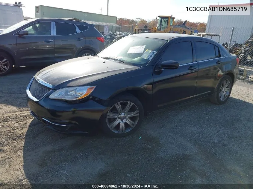 2013 Chrysler 200 Lx VIN: 1C3CCBAB1DN685719 Lot: 40694062