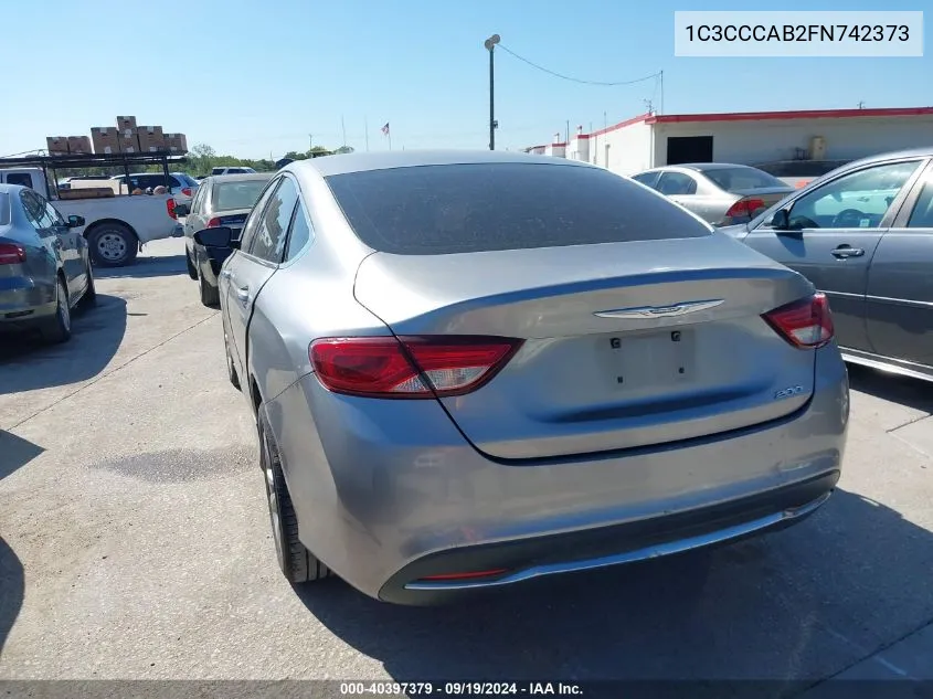 1C3CCCAB2FN742373 2015 Chrysler 200 Limited