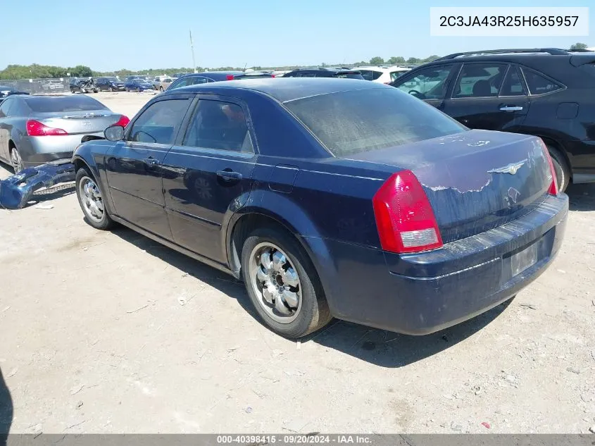 2005 Chrysler 300 VIN: 2C3JA43R25H635957 Lot: 40398415