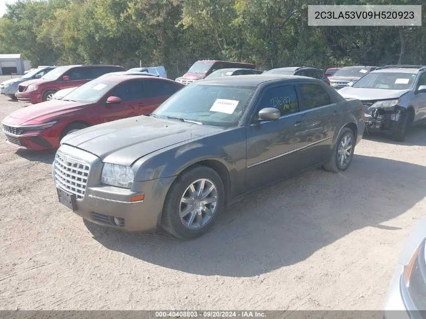 2009 Chrysler 300 Touring VIN: 2C3LA53V09H520923 Lot: 40408803