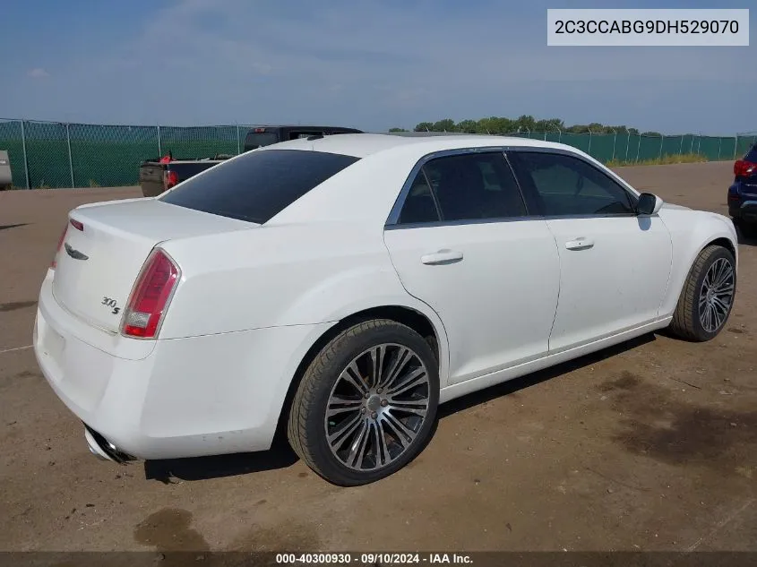 2C3CCABG9DH529070 2013 Chrysler 300 S