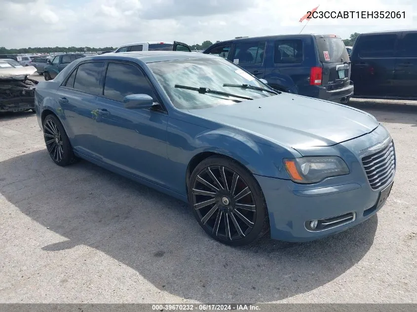 2014 Chrysler 300 300S VIN: 2C3CCABT1EH352061 Lot: 39670232