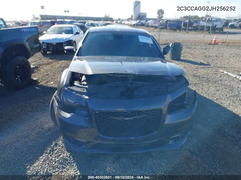 2C3CCAGG2JH256252 2018 Chrysler 300 300S Awd