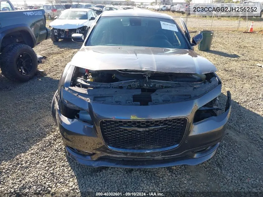 2C3CCAGG2JH256252 2018 Chrysler 300 300S Awd