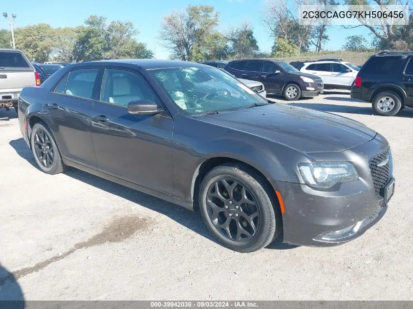 2C3CCAGG7KH506456 2019 Chrysler 300 300S Awd