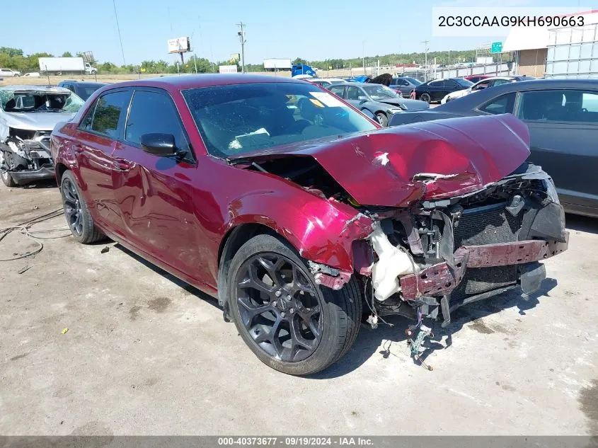 2C3CCAAG9KH690663 2019 Chrysler 300 Touring