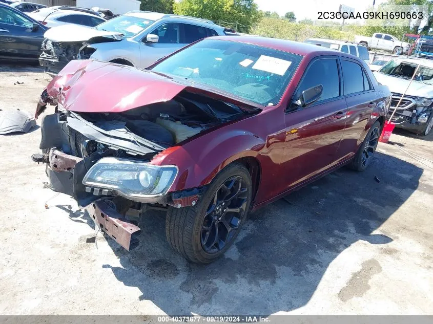 2C3CCAAG9KH690663 2019 Chrysler 300 Touring