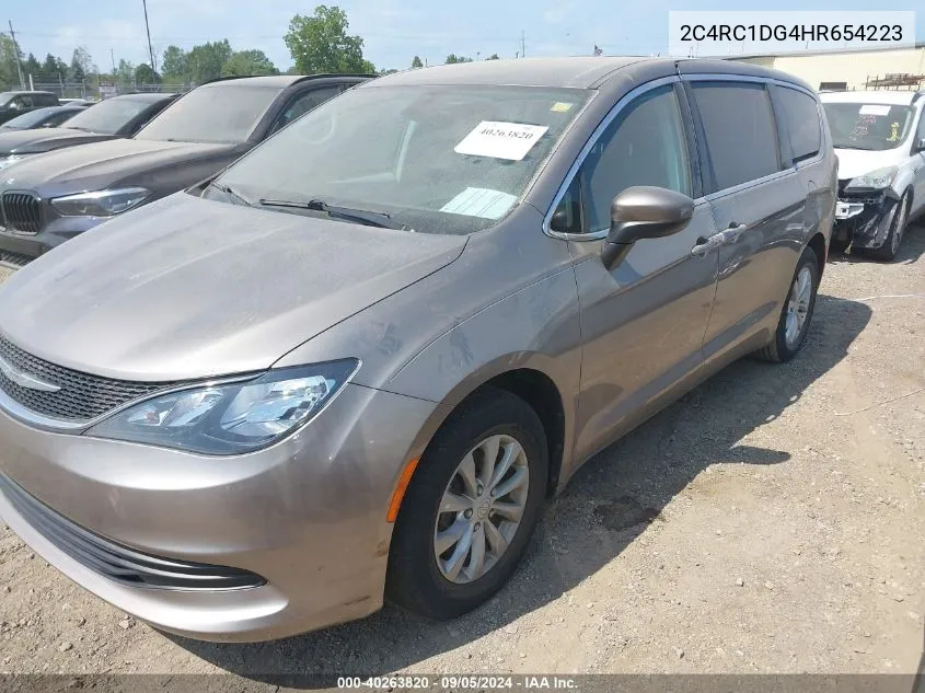 2017 Chrysler Pacifica Touring VIN: 2C4RC1DG4HR654223 Lot: 40263820