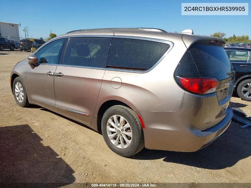 2017 Chrysler Pacifica Touring-L VIN: 2C4RC1BGXHR539905 Lot: 40414118