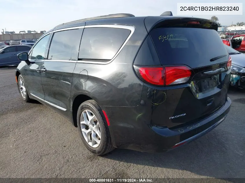 2017 Chrysler Pacifica Touring-L VIN: 2C4RC1BG2HR823240 Lot: 40881631