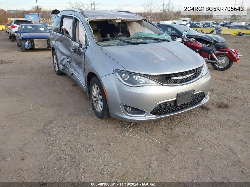 2019 Chrysler Pacifica Touring L VIN: 2C4RC1BG5KR705643 Lot: 40900091