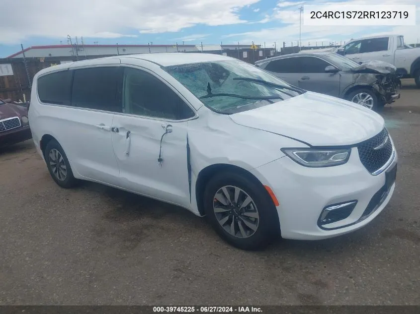 2024 Chrysler Pacifica Hybrid Select VIN: 2C4RC1S72RR123719 Lot: 39745225