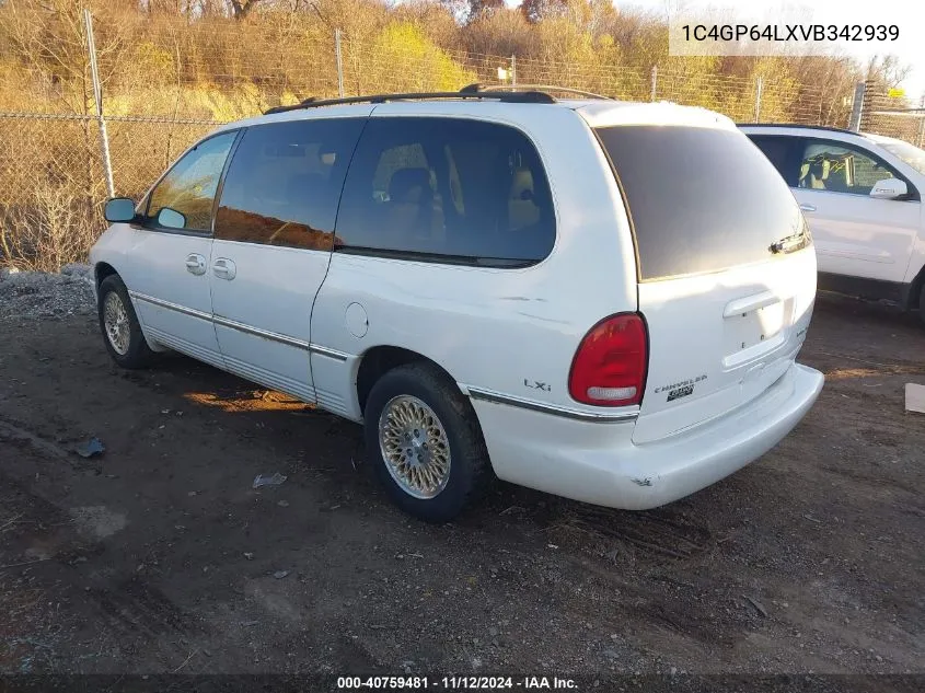 1997 Chrysler Town & Country Lxi VIN: 1C4GP64LXVB342939 Lot: 40759481