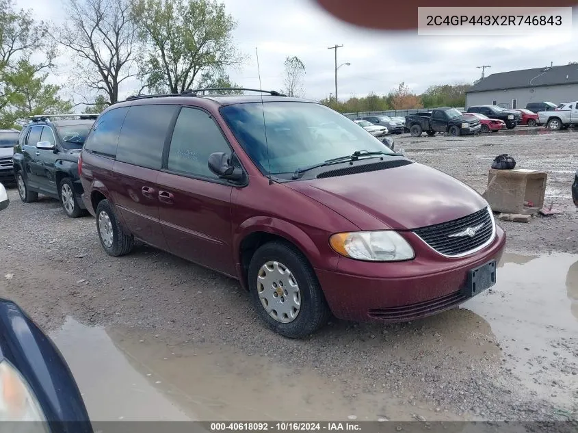 2002 Chrysler Town & Country Lx VIN: 2C4GP443X2R746843 Lot: 40618092