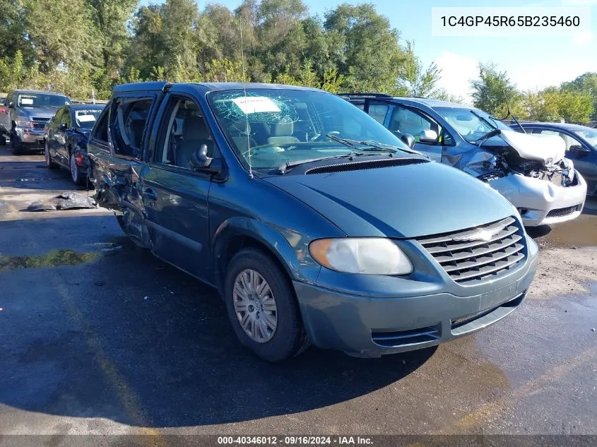 1C4GP45R65B235460 2005 Chrysler Town & Country