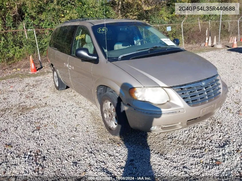 2005 Chrysler Town & Country Touring VIN: 2C4GP54L35R440688 Lot: 40512081