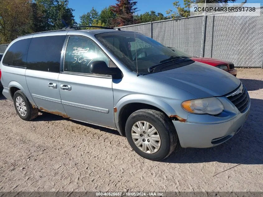 2005 Chrysler Town & Country Lx VIN: 2C4GP44R35R591738 Lot: 40525657