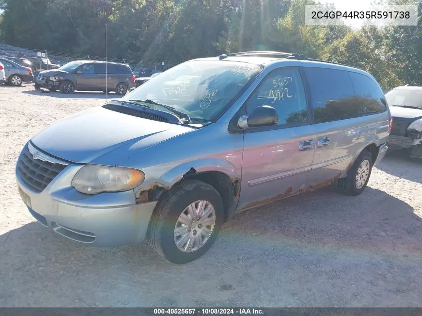 2005 Chrysler Town & Country Lx VIN: 2C4GP44R35R591738 Lot: 40525657