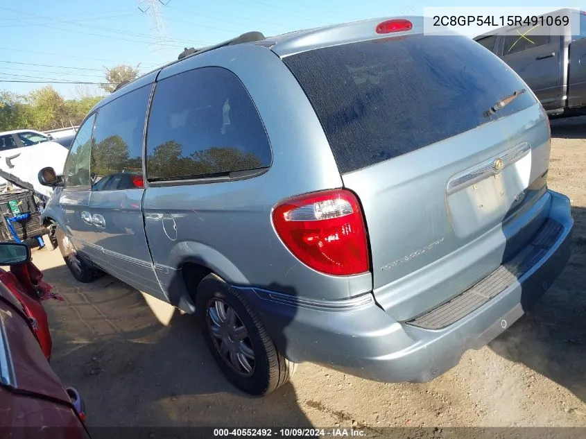 2005 Chrysler Town & Country Touring VIN: 2C8GP54L15R491069 Lot: 40552492