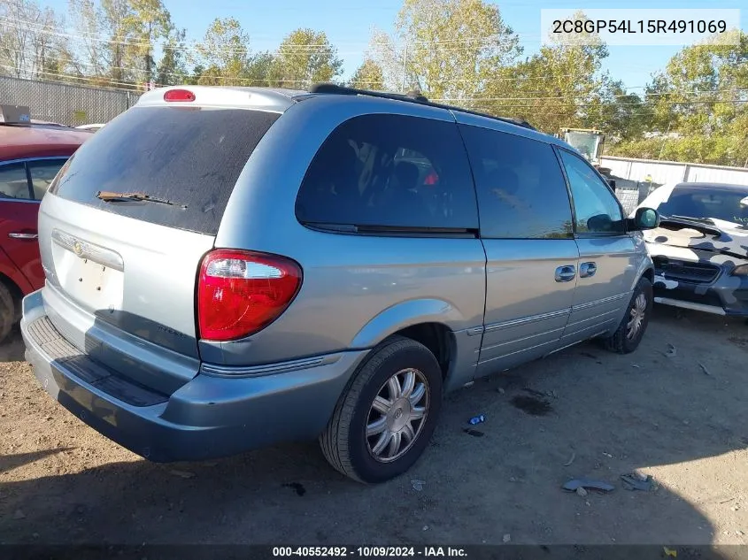 2005 Chrysler Town & Country Touring VIN: 2C8GP54L15R491069 Lot: 40552492