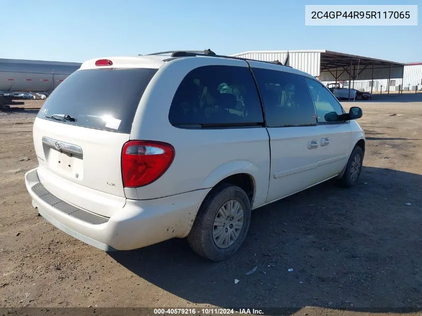 2005 Chrysler Town & Country Lx VIN: 2C4GP44R95R117065 Lot: 40579216