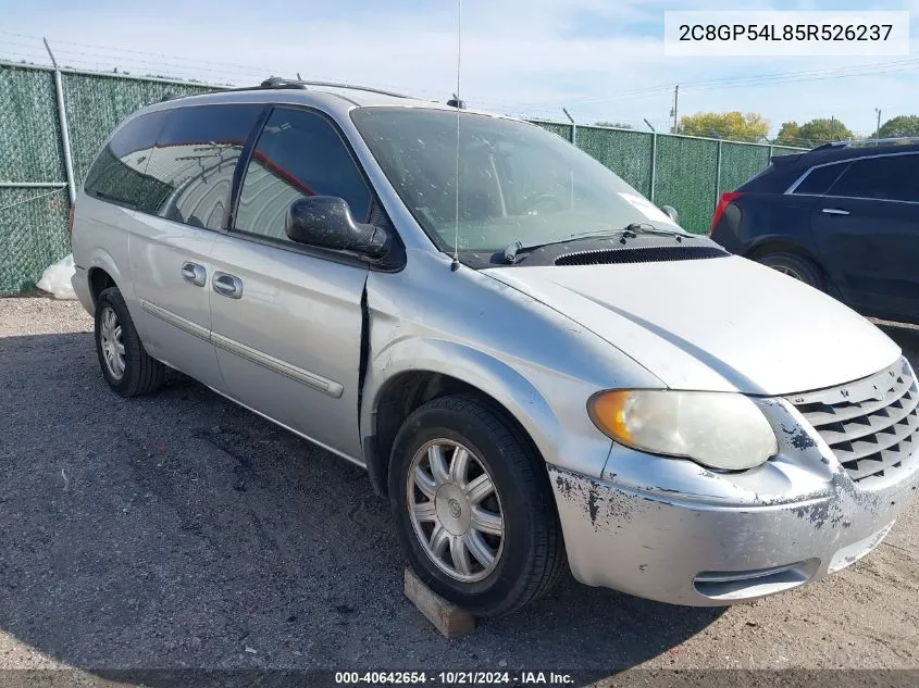 2005 Chrysler Town & Country Touring VIN: 2C8GP54L85R526237 Lot: 40642654