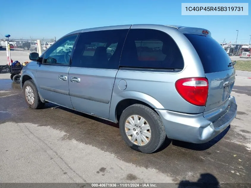 2005 Chrysler Town & Country VIN: 1C4GP45R45B319731 Lot: 40671936