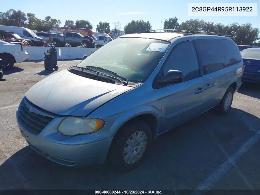 2005 Chrysler Town & Country Lx VIN: 2C8GP44R95R113922 Lot: 40689244