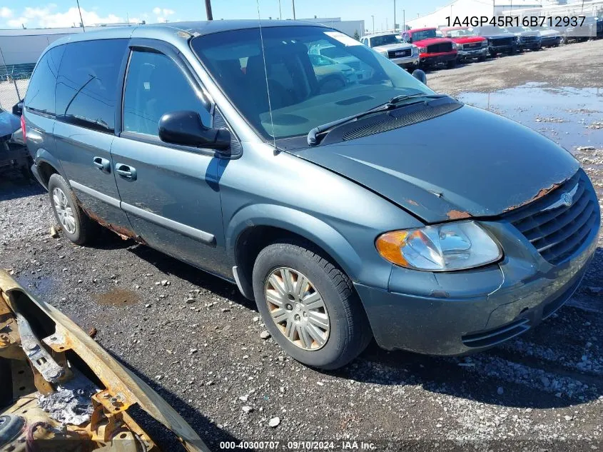 2006 Chrysler Town & Country VIN: 1A4GP45R16B712937 Lot: 40300707