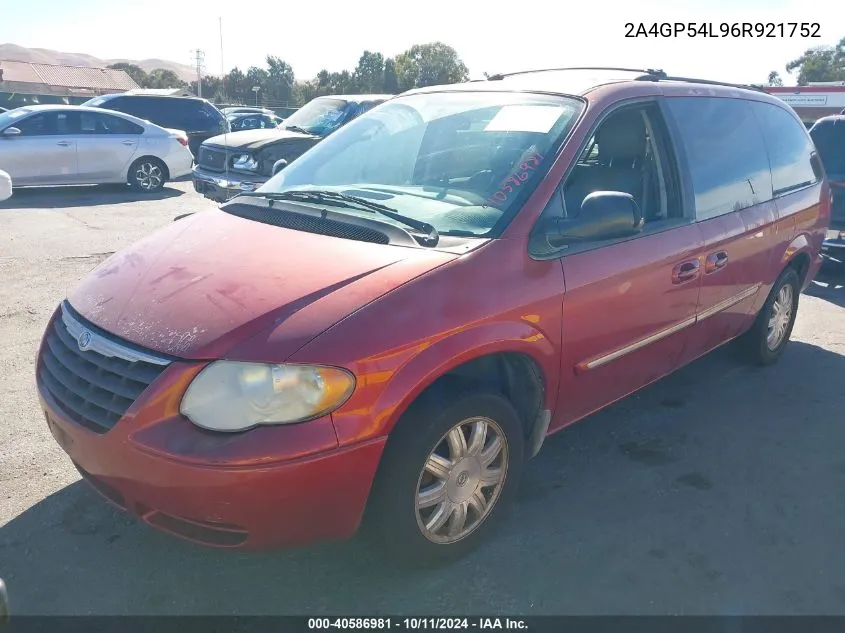 2006 Chrysler Town & Country Touring VIN: 2A4GP54L96R921752 Lot: 40586981