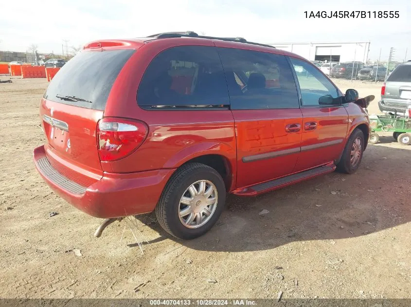 2007 Chrysler Town & Country VIN: 1A4GJ45R47B118555 Lot: 40704133