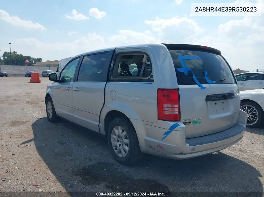 2A8HR44E39R530223 2009 Chrysler Town & Country Lx