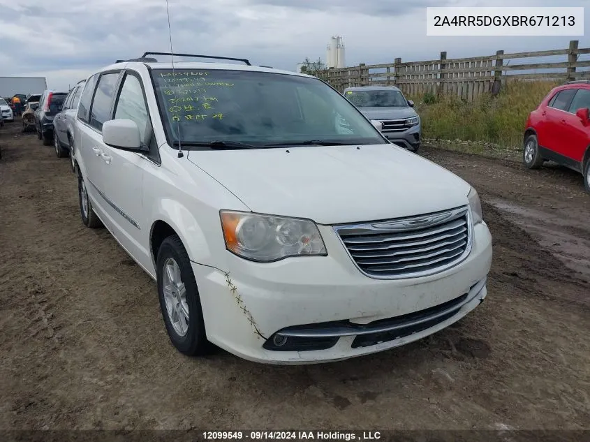 2A4RR5DGXBR671213 2011 Chrysler Town & Country Touring