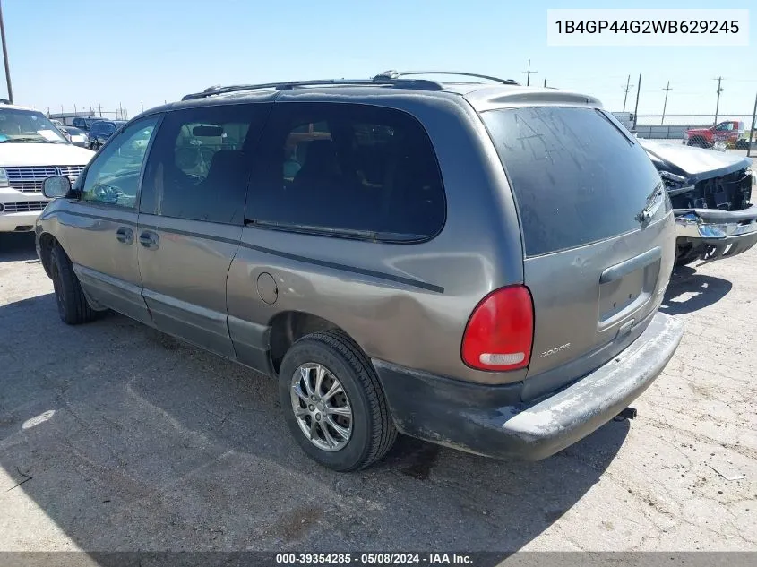 1998 Dodge Grand Caravan Se VIN: 1B4GP44G2WB629245 Lot: 39354285