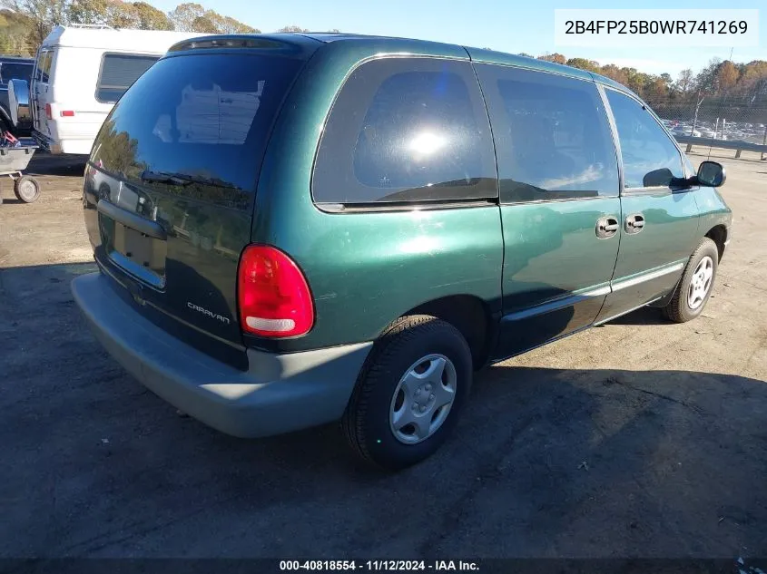 1998 Dodge Caravan VIN: 2B4FP25B0WR741269 Lot: 40818554