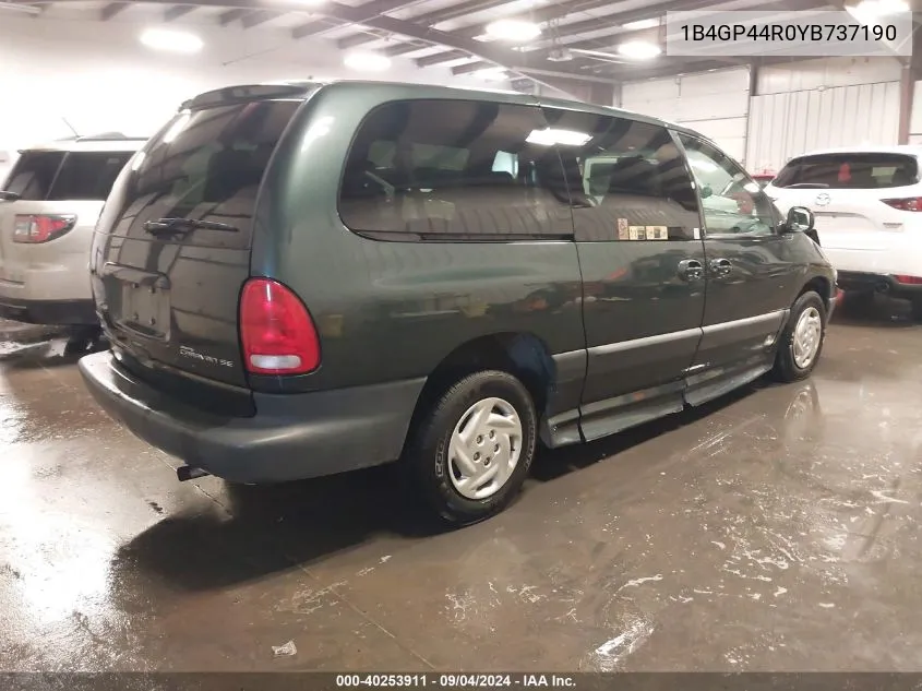 2000 Dodge Grand Caravan Se VIN: 1B4GP44R0YB737190 Lot: 40253911