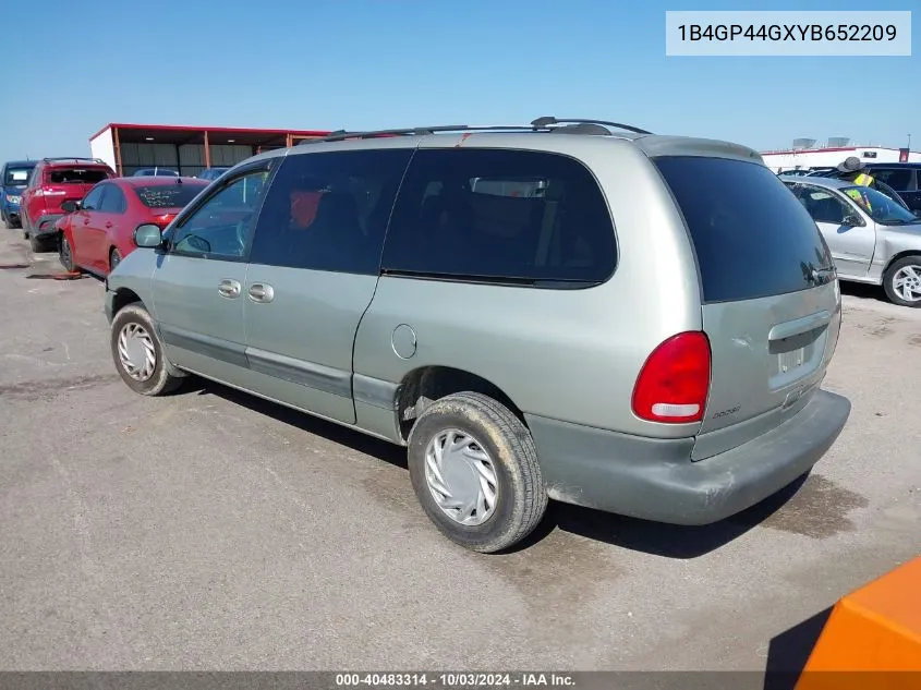 2000 Dodge Grand Caravan Se VIN: 1B4GP44GXYB652209 Lot: 40483314