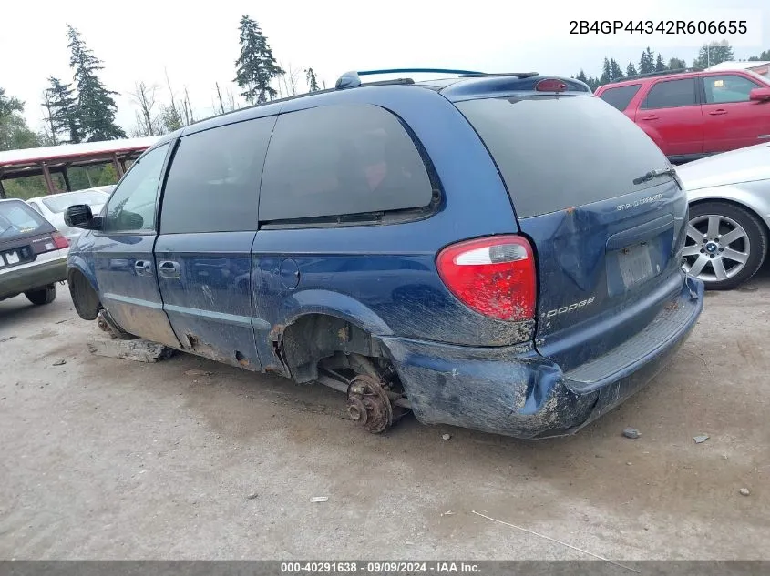 2002 Dodge Grand Caravan Sport VIN: 2B4GP44342R606655 Lot: 40291638