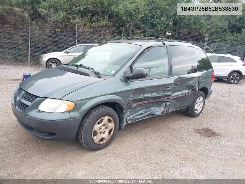 1B4GP25B82B538630 2002 Dodge Caravan Se