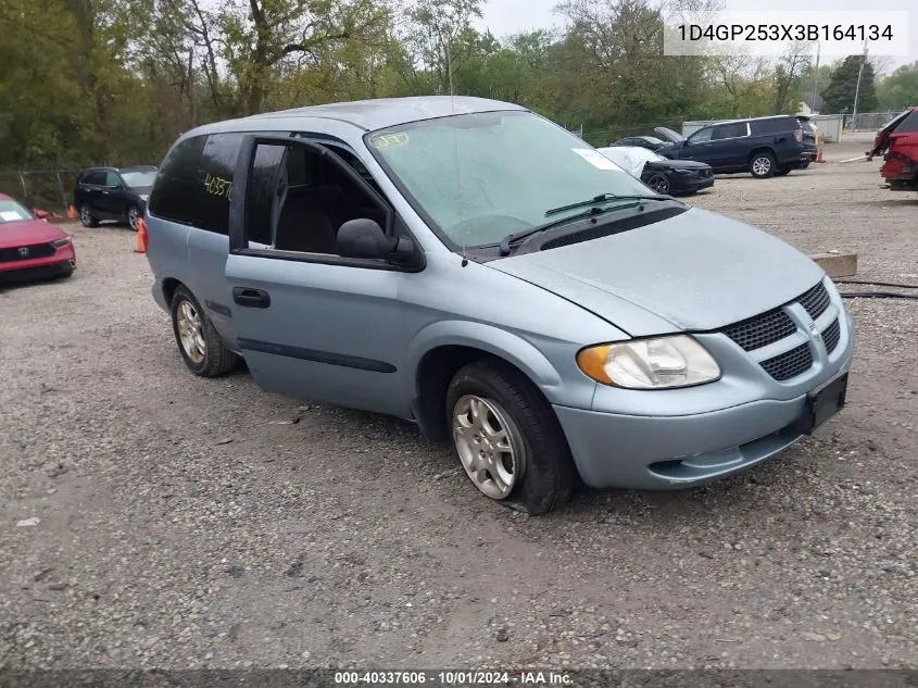 2003 Dodge Caravan Se VIN: 1D4GP253X3B164134 Lot: 40337606