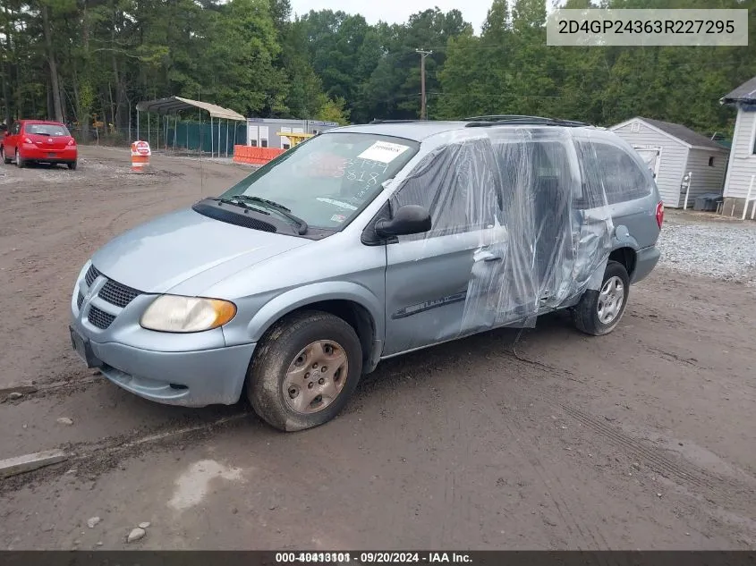 2003 Dodge Grand Caravan Se VIN: 2D4GP24363R227295 Lot: 40413101