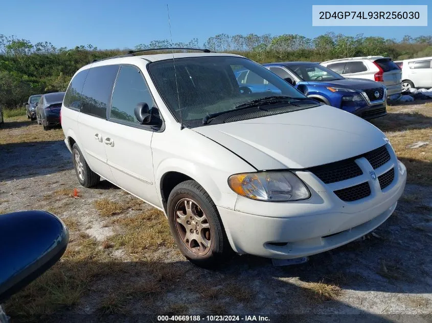 2003 Dodge Grand Caravan Ex VIN: 2D4GP74L93R256030 Lot: 40669188