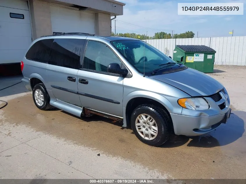 2004 Dodge Grand Caravan Se VIN: 1D4GP24R44B555979 Lot: 40376607