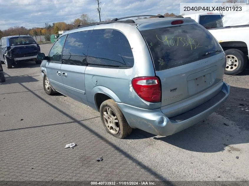 2004 Dodge Grand Caravan Sxt VIN: 2D4GP44LX4R601923 Lot: 40733932