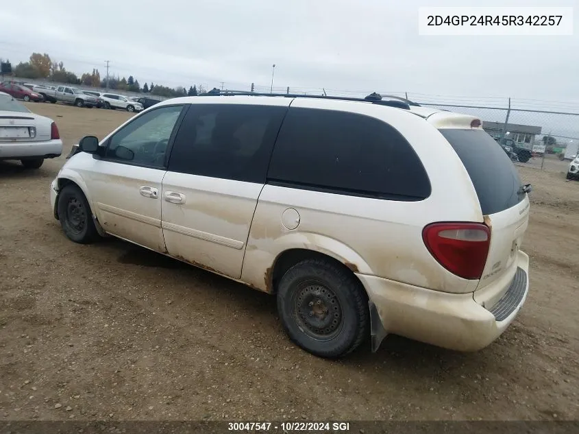 2005 Dodge Grand Caravan Se VIN: 2D4GP24R45R342257 Lot: 30047547