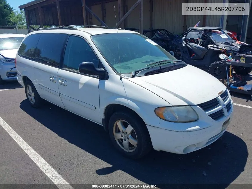 2005 Dodge Grand Caravan Sxt VIN: 2D8GP44L45R207706 Lot: 39982411