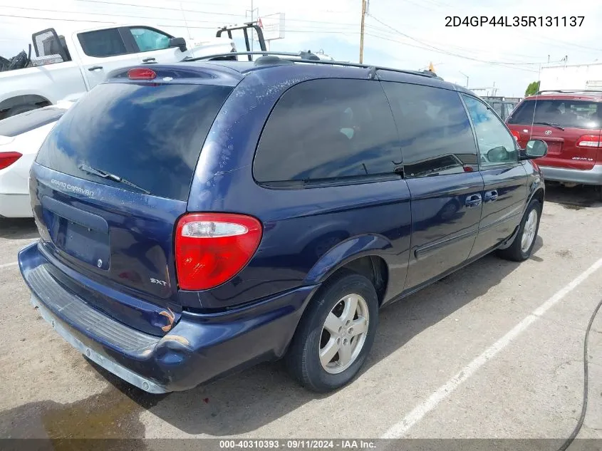 2005 Dodge Grand Caravan Sxt VIN: 2D4GP44L35R131137 Lot: 40310393