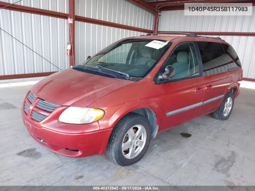 2005 Dodge Caravan Sxt VIN: 1D4GP45R35B117983 Lot: 40372842