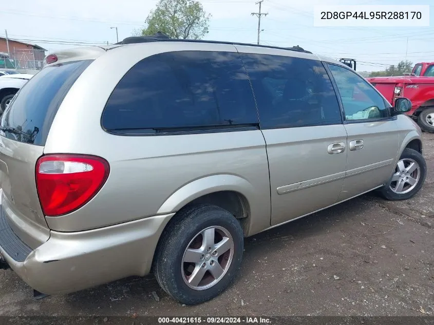 2005 Dodge Grand Caravan Sxt VIN: 2D8GP44L95R288170 Lot: 40421615